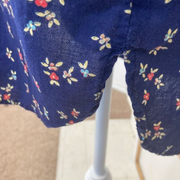 Talbots Navy cotton floral romantic preppy floral blouse. Collar, V neck pretty - Picture 6 of 9